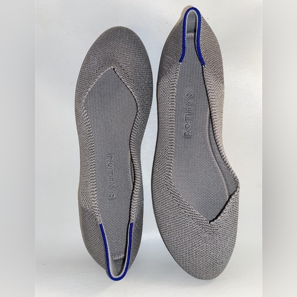 Rothy’s the flat round toe slip on metallic silver blue comfort flat size 7